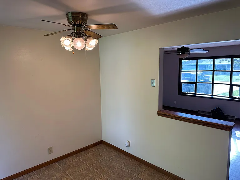 532 Poppy Dr — Photo 8