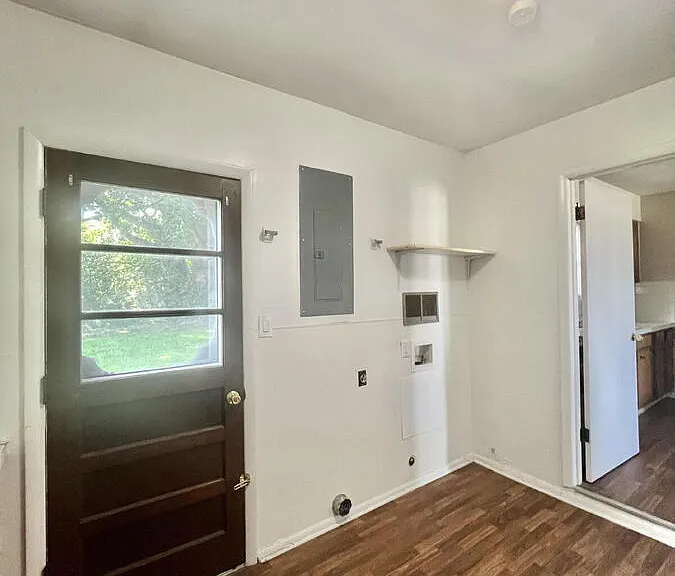 109 N West Ln — Photo 5