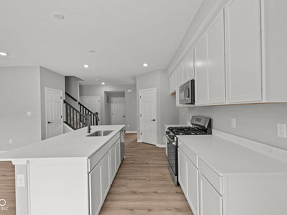 4th image of 17458 Ebling Trl