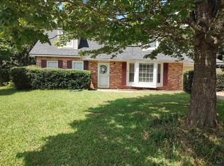 107 Stonefield Ct, Warner Robins, GA 31093