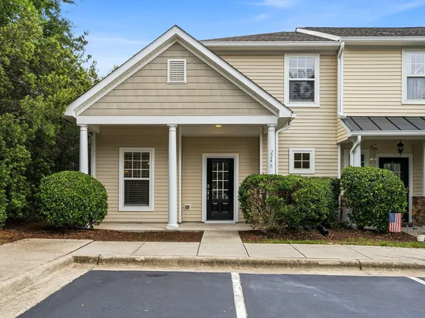 2246 Bankshill Row, Raleigh, NC 27614