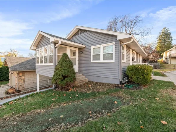 4710 Holly St, Kansas City, MO 64112