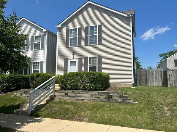 1636 Linden Park Ln, Aurora, IL 60504