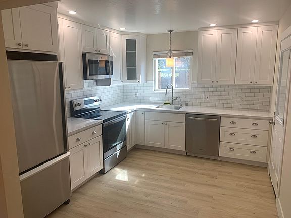 2nd image of 94 Thompson Ln