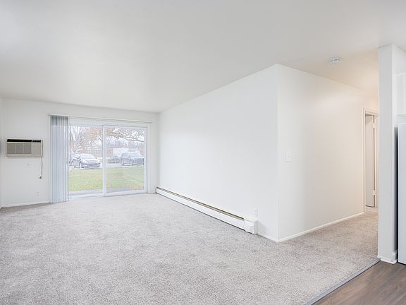 4th image of 4394 Okemos Rd #D7dd83e7f