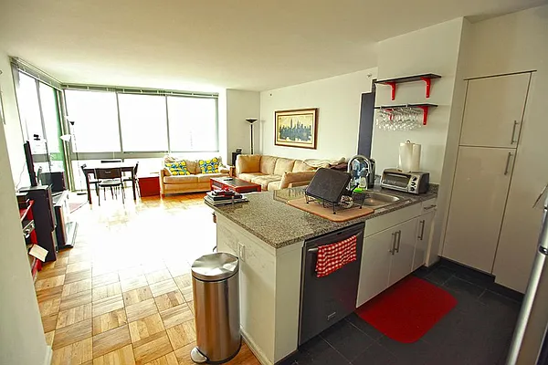 Rented by Keller Williams NYC | media 3