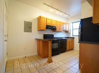 1932 Beacon St APT 3, Boston, MA 02135
