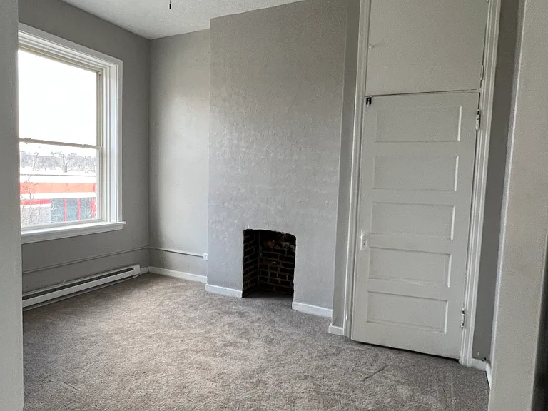526 E 8th Ave #1 — Photo 6