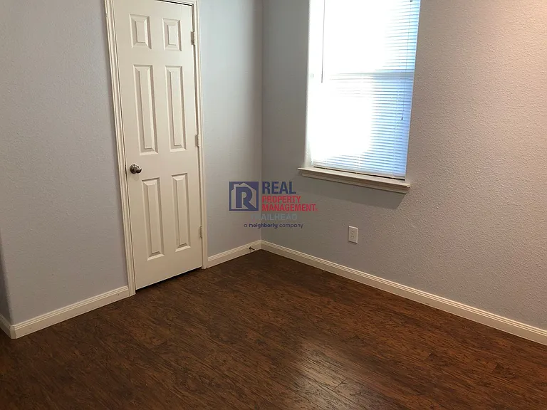 1116 Flatwater Trl — Photo 18