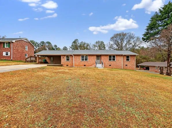 228 Anita Dr, Spartanburg, SC 29302