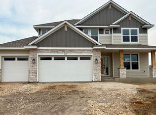 850 Londonderry Ln NW, Rochester, MN 55901