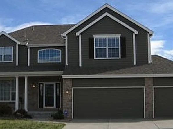 2202 Indian Paintbrush Cir, Highlands Ranch, CO 80129