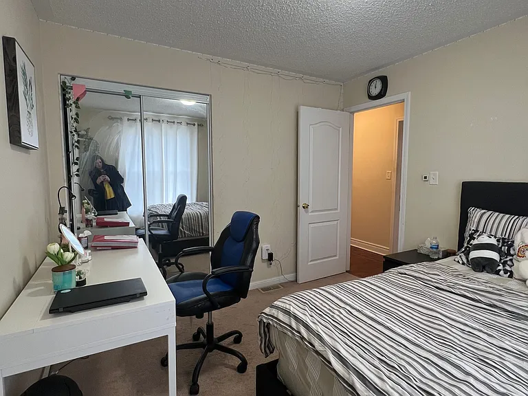 860 Luxton Dr — Photo 24