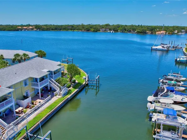 5006 Starfish Dr SE APT D, Saint Petersburg, FL 33705