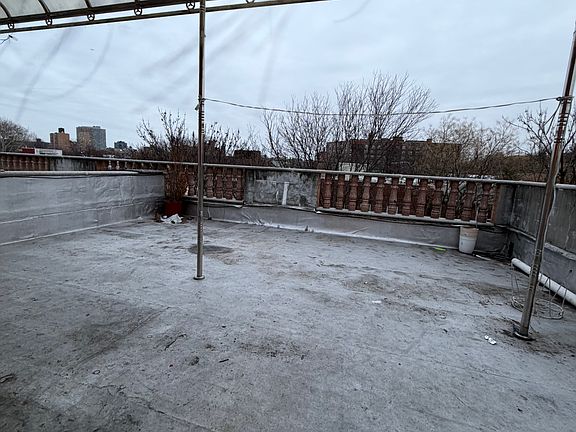 3rd image of 86-19 58th Ave Floor 4