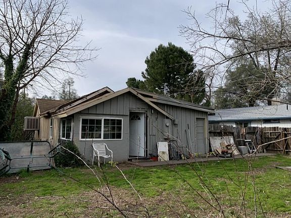 3rd image of 2831 Henderson Rd