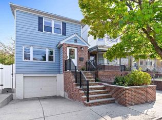 12 W 6th St, Bayonne, NJ 07002