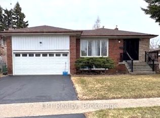 7 Briarbluff Ave, Toronto, ON M1E 3H2