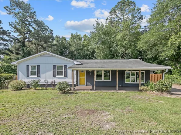 177 Gladiola Dr, Spring Lake, NC 28390