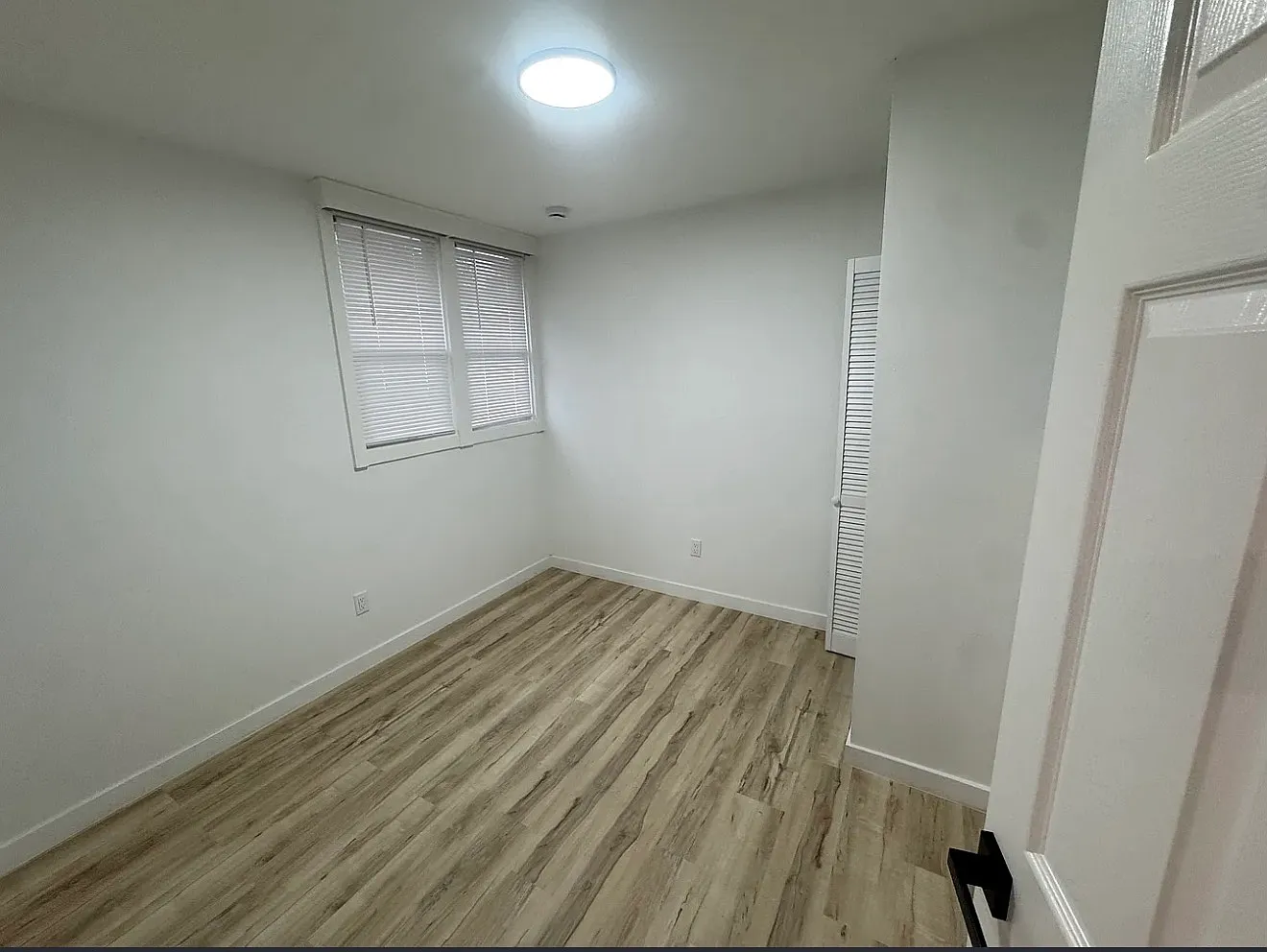 5759 Northeast Sumner Street - 1 — Photo 3