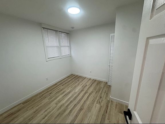 3rd image of 5759 NE Sumner St #1
