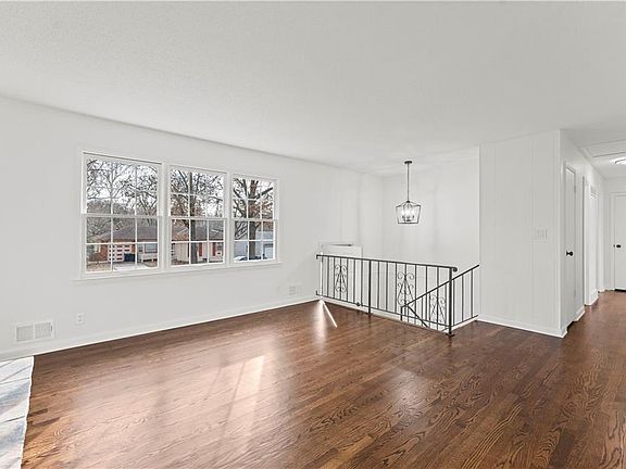 4th image of 9714 E 50th St