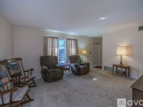 2nd image of 21262 Stillwater Ave