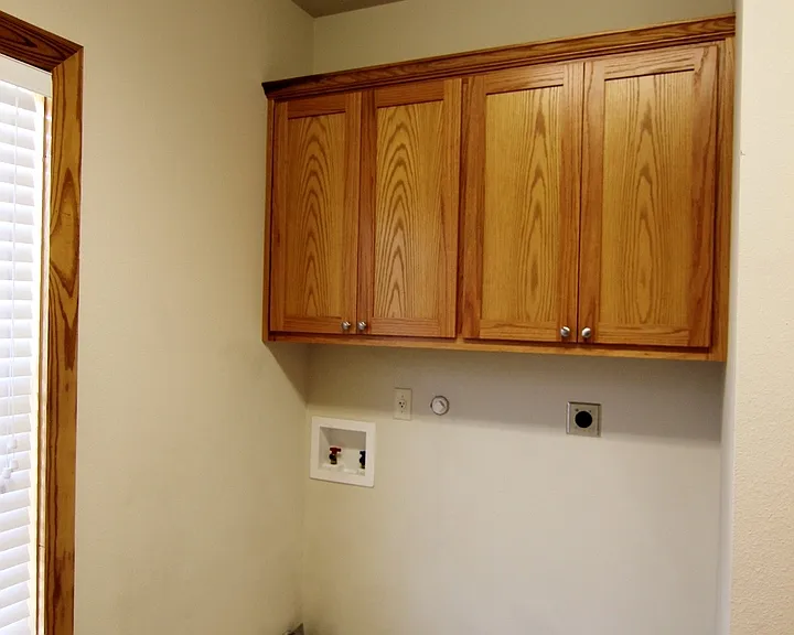 257 E Garza St — Photo 15