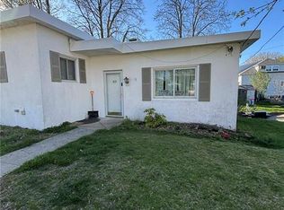 65 Hillcrest Ave, Pawtucket, RI 02860