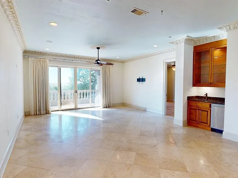 4640 W Beach Blvd #A1 — Photo 3