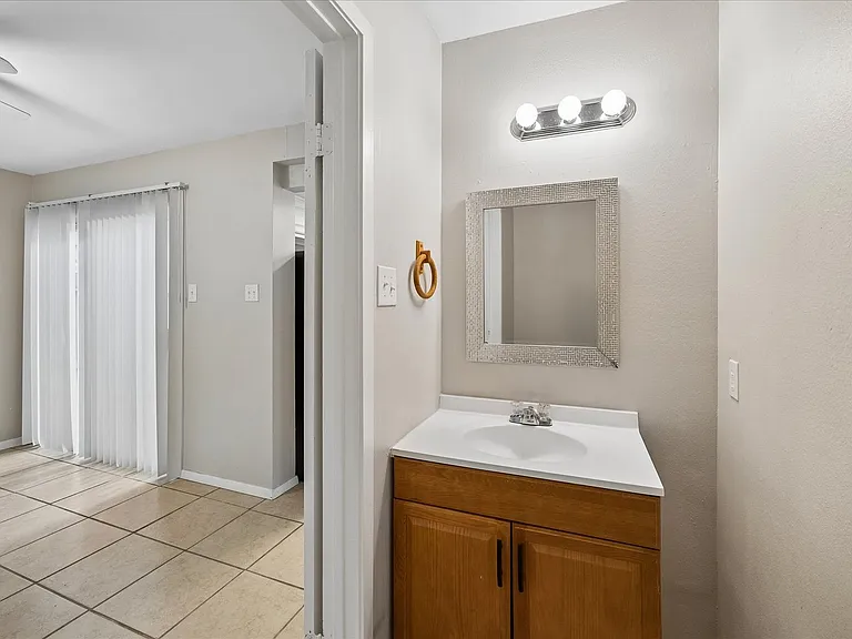 2 Goldthread Ct — Photo 10