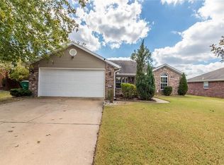2691 Fruit Tree Ave, Springdale, AR 72764