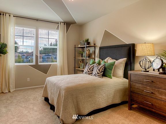 4th image of 3915 Jett Lane NE #59