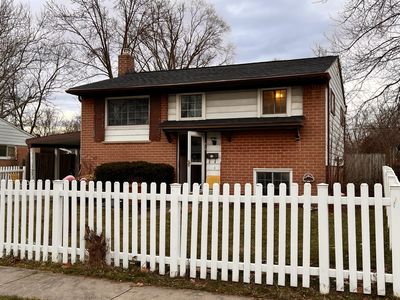 649 Fox Ave, Ypsilanti, MI, 48198
