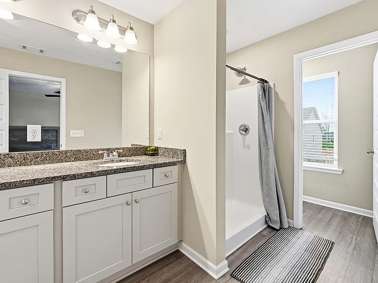 3341 Melody Ln NE — Photo 16