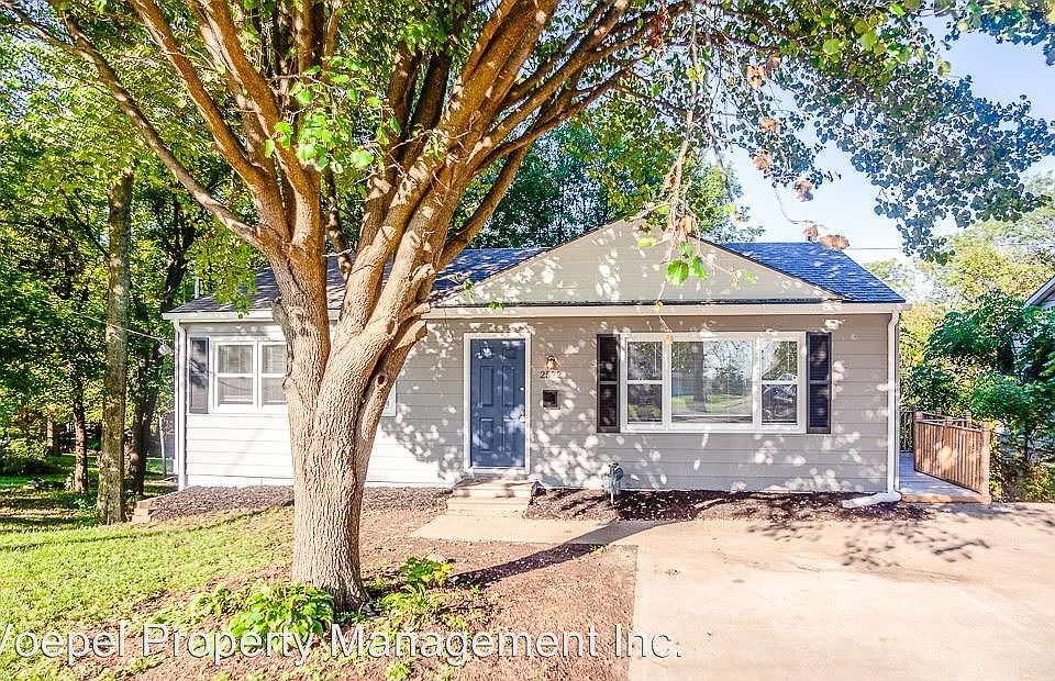 1st image of 2522 N River Blvd