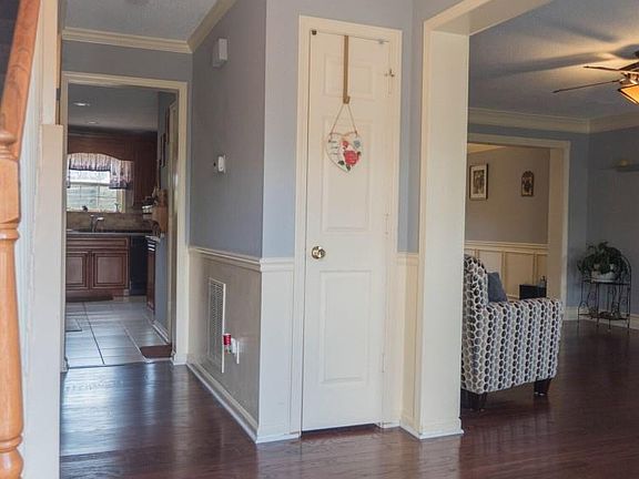 2nd image of 580 Twin Brook Way
