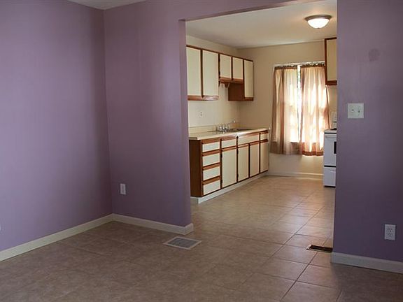 5th image of 2135 W Bataan Dr