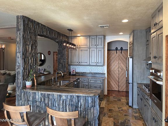 4th image of 10636 Vista Bonita Ln