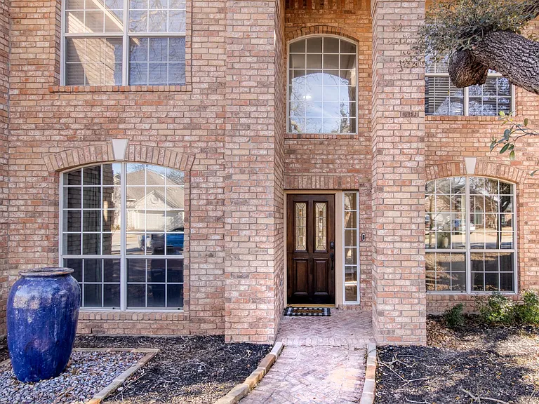 1502 Foster Dr — Photo 19