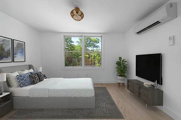 Rented by Friedman Mayer, LREB | media 5