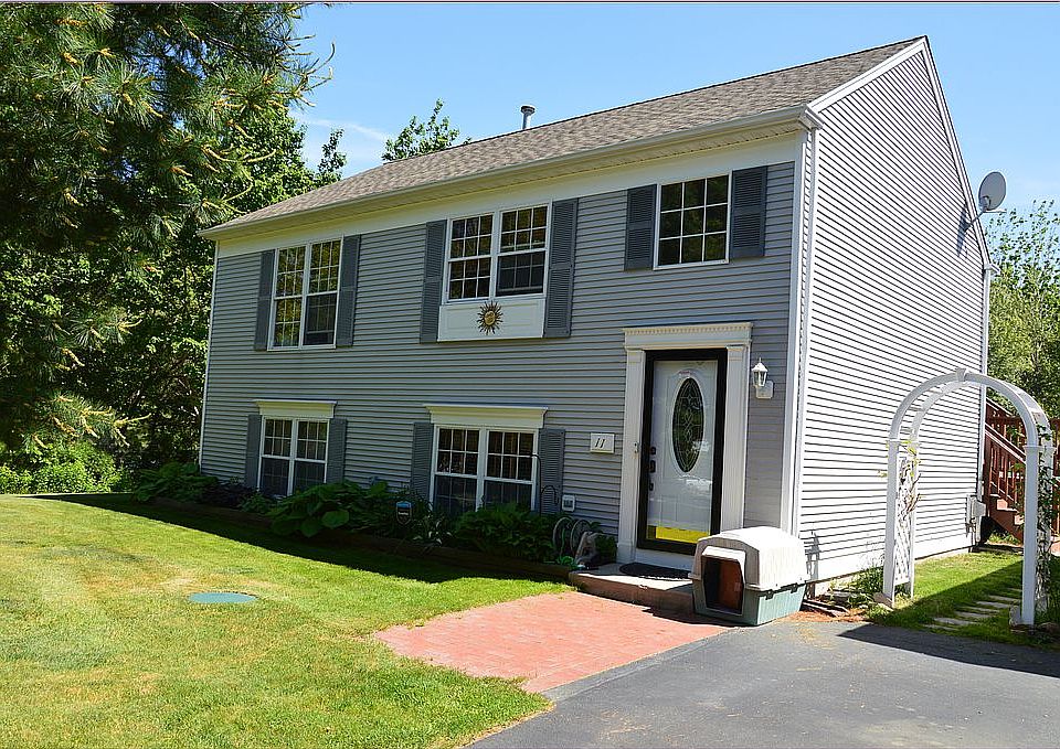 1st image of 11 Dickson Dr