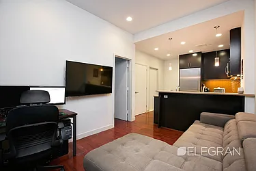 Rented by (Legacy) Elegran