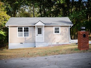 5232 Lomnick Dr, Chattanooga, TN 37410