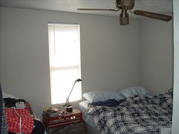 2nd image of 3906 45th Ave N