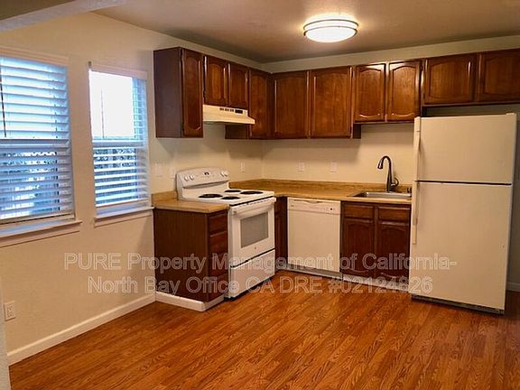 5th image of 941 E Cotati Ave