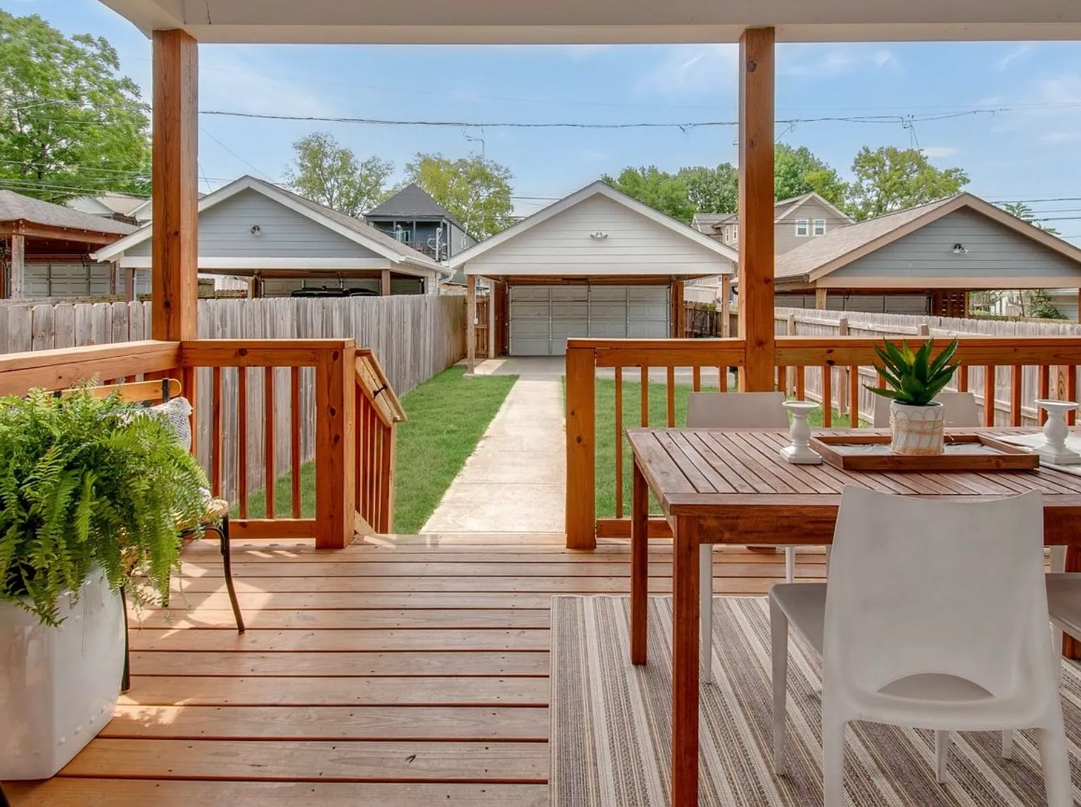 4 bed, 1983 sqft, $4,000 — Photo 4