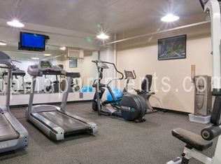 3130 N Lake Shore Dr APT 1807, Chicago, IL 60657