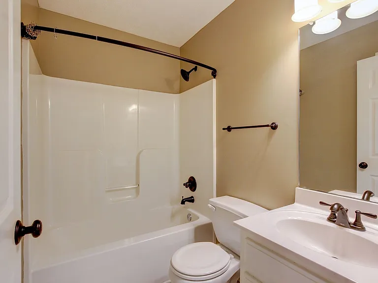 3729 Kendra Ct N — Photo 45