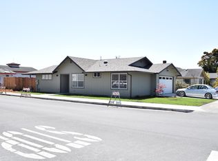 742 9th St, Fortuna, CA 95540